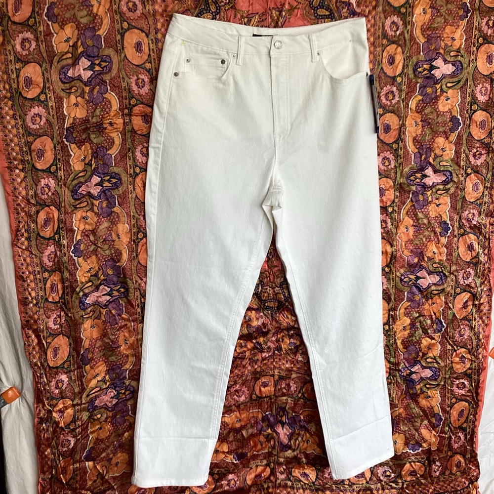 Frye High Rise Straight leg jeans white NWT size 10/30